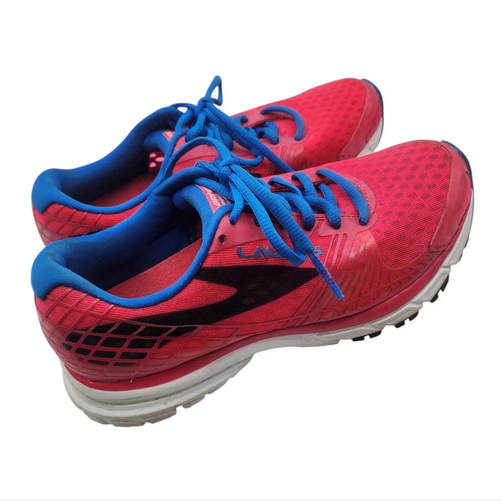 SOLD‼️ Brooks Women's Red and Blue Running Shoes